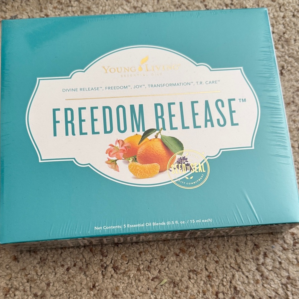 Rare Young Living Freedom Release Essential Oil Set - Teal and Orange